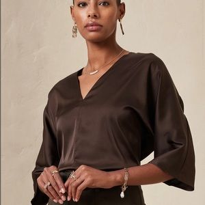 NWT Banana Republic V-neck dolman top